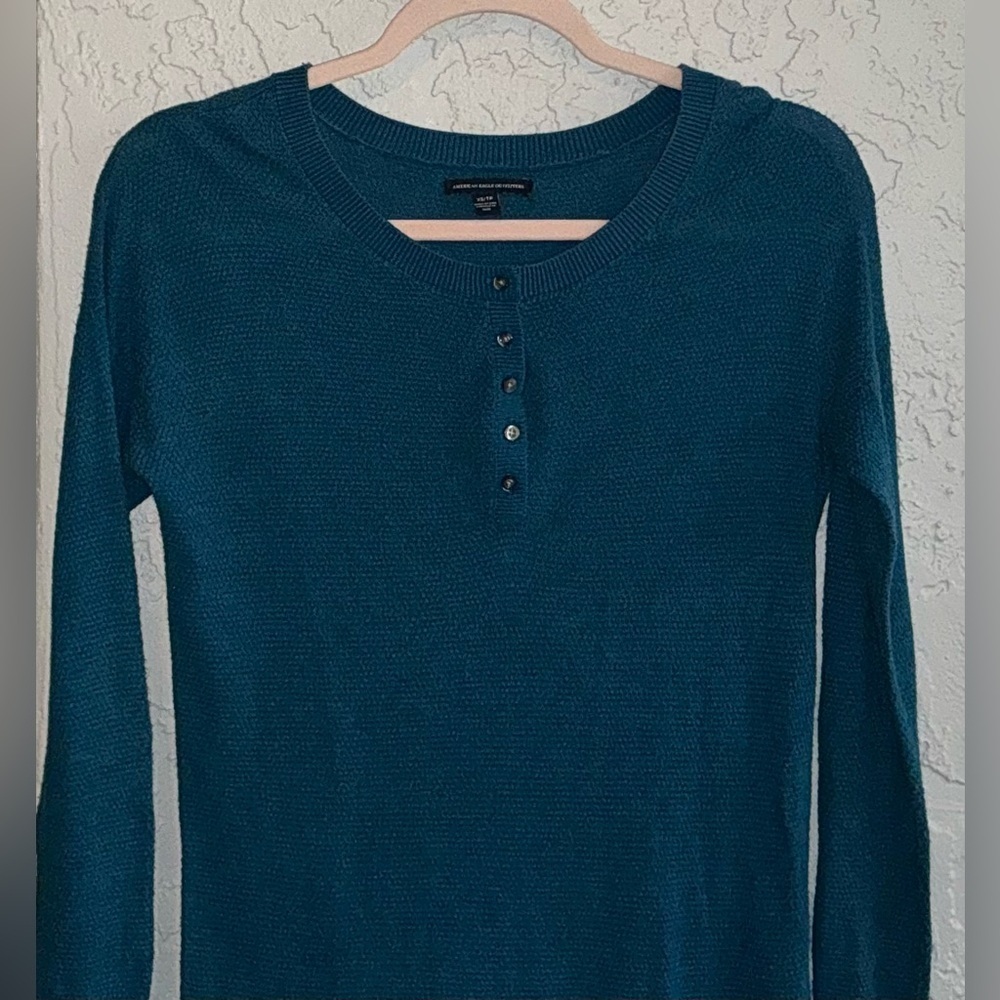 American Eagle Women's Crew Neck Sweater - Picture 2 of 10